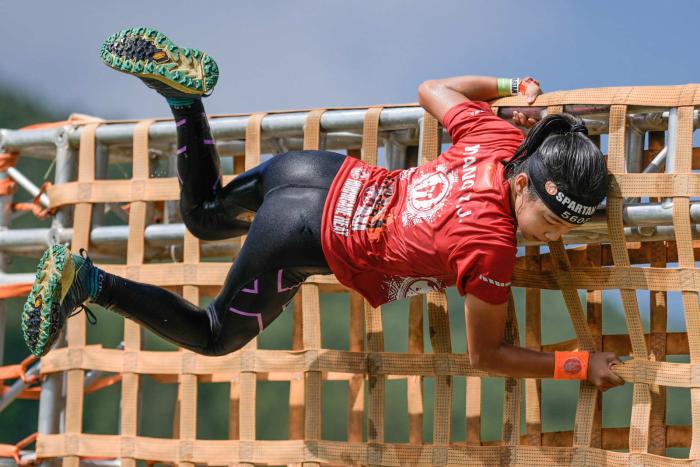 小选手在比赛中。组委会供图