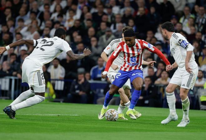 皇马逆转马竞维尼修斯双响助球队复仇成功