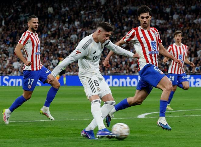 皇马逆转马竞维尼修斯双响助球队复仇成功